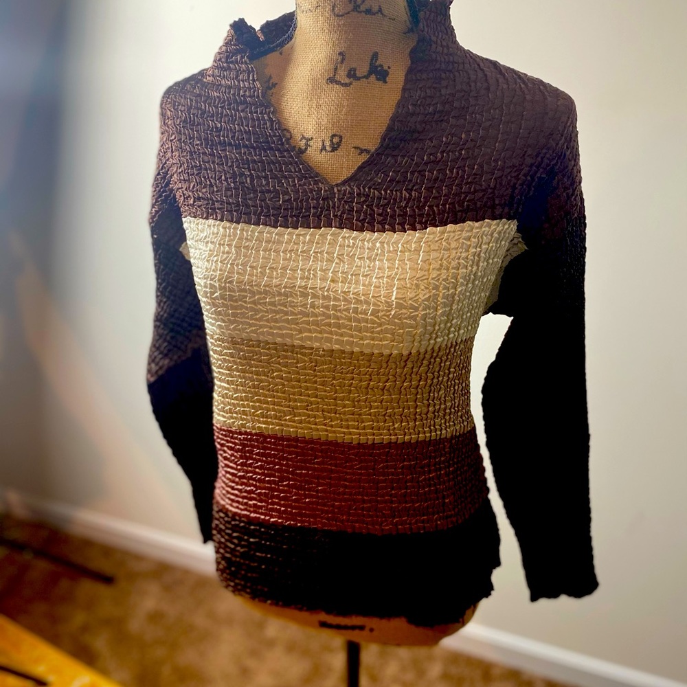 Top brown and beige
